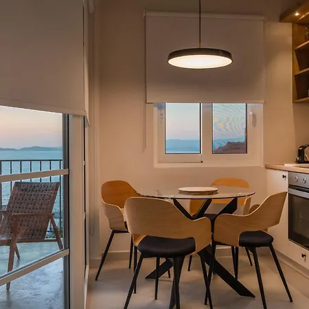 Tis Yayas Apartment *