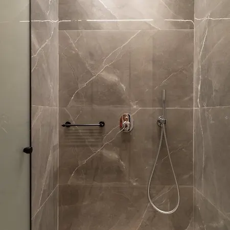 Apartament Tis Yayas