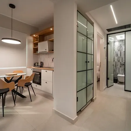Tis Yayas Apartament *