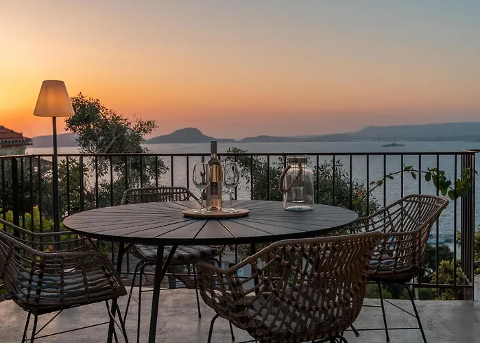 Tis Yayas * بيلوس