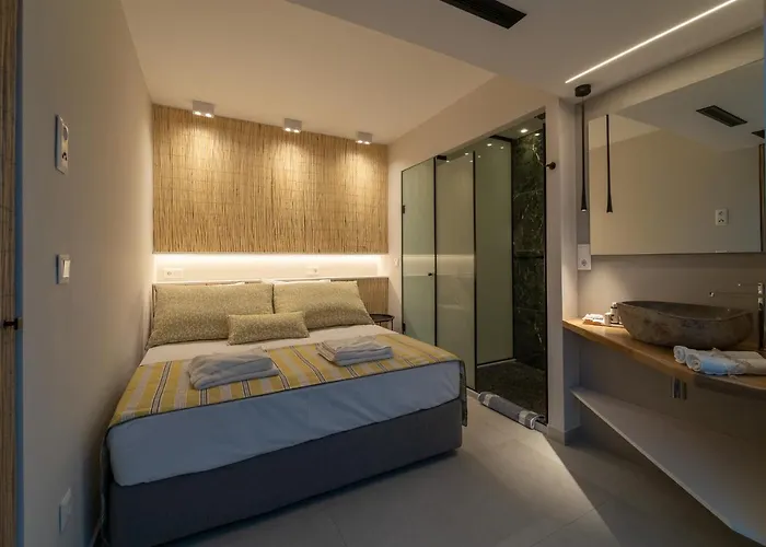 Tis Yayas بيلوس